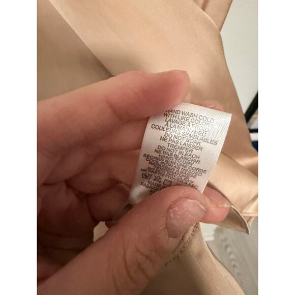 Generation Love Women's Medium Latte Beige Sleeveless Dallas Chain V-Neck Top - Picture 7 of 8